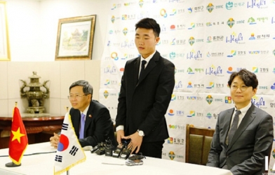 Tin bóng đá Việt Nam 9/1: HLV Gangwon tiết lộ lý do chiêu mộ Xuân Trường, HLV Hà Nội FC ‘bắt bệnh’ của HAGL