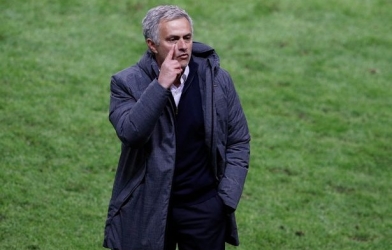 HLV Mourinho lý giải chiến thuật sử dụng ở CK Europa League