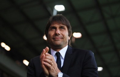 Chi kỷ lục, Chelsea có tân binh đầu tiên trong hè 2017