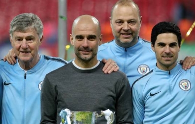 Pep cảnh báo M.C trong cuộc đua vô địch Ngoại hạng Anh