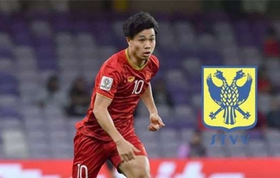 Who does Cong Phuong vie with for official slot in Sint-Truiden?