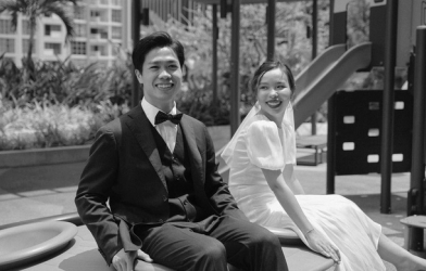 Quà cưới đặc biệt của Công Phượng dành cho khách mời