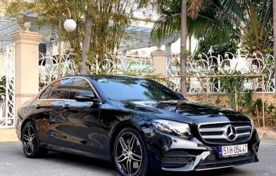 Mercedes E300 2020: Giá bán, thông số xe & đánh giá chi tiết