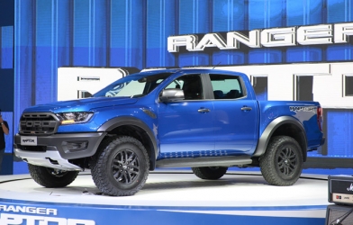 Xe bán tải giảm cả trăm triệu sau thông tin lệ phí trước bạ tăng gấp 3