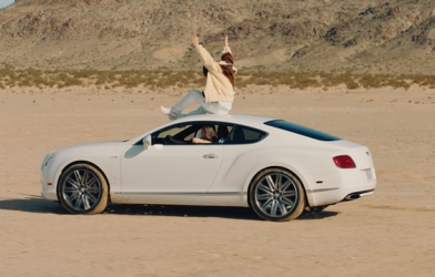 Chiếc Bentley trong MV mới của Sơn Tùng MT-P có gì “hot”?