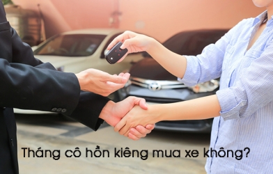 Mua xe trong tháng cô hồn: Lợi ích hay xui xẻo?