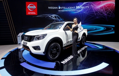 Chi tiết Nissan Navara Black Edition A-IVI 2019 tại Việt Nam