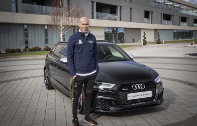 Audi tặng hàng loạt xe sang cho các cầu thủ Real Madrid