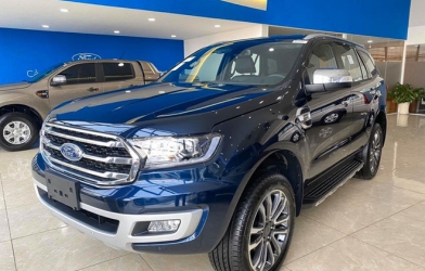 Giá xe Ford Everest 2020 'giảm sốc' tới 100 triệu đồng để hút khách
