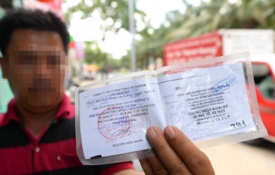 Đi xe trả góp không Giấy đăng ký có bị CSGT phạt không?