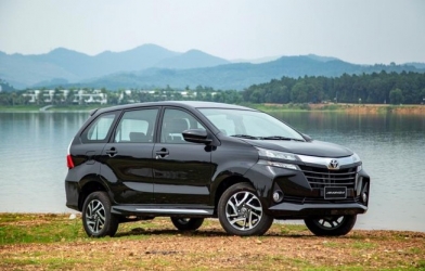 Toyota Avanza Premio: Giá xe lăn bánh 2023, TSKT & đánh giá chi tiết