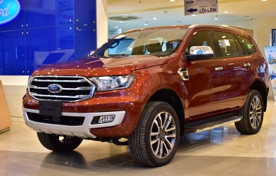 Đại lý xả kho, giá xe Ford Everest 2020 giảm kỷ lục 200 triệu đồng