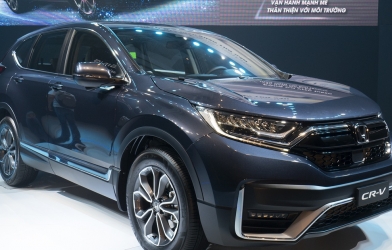 Giá xe Honda CR-V 2020 giảm mạnh trong tháng “cô hồn”