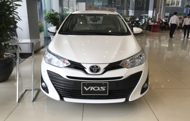 Giá xe Toyota Vios 2020 giảm sâu tháng “cô hồn”, làm khó Honda City