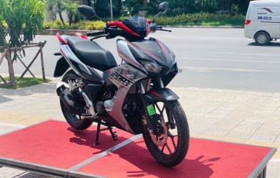Giá giảm mạnh, Honda Winner X liệu có thể đánh bại Exciter?