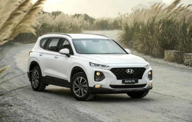 Xe 7 chỗ tầm giá 1 tỷ đồng: Hyundai SantaFe 'độc chiếm' ngôi vương
