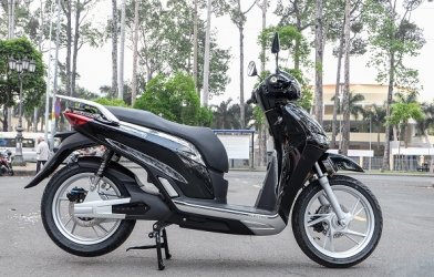 Xe máy điện Pega-S giảm 'sốc' 8 triệu đồng, cạnh tranh VinFast Klara