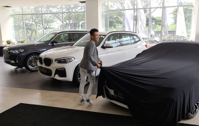 Phân vân lựa chọn 3 chiếc BMW, Minh “Nhựa” tậu luôn cả 3 xe