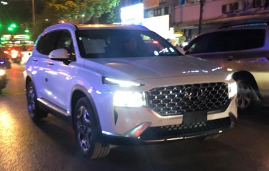 Hyundai Santa Fe 2021 lộ diện trên phố, nhiều chi tiết gây bất ngờ