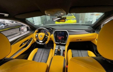 Tưởng ngồi trong Lamborghini, ai ngờ lại là nội thất VinFast Lux A2.0