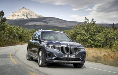 SUV cỡ lớn BMW X7 mới chốt giá 1,7 tỉ đồng