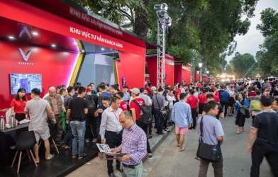 Giật mình với những con số ấn tượng trong hai ngày mở bán xe VinFast