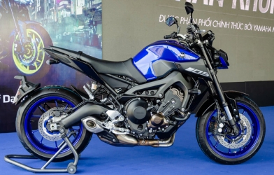Yamaha MT-09 chính hãng về Việt Nam, chốt giá 299 triệu đồng