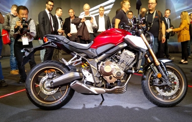 8 mẫu mô tô phân khối lớn của Honda sắp về Việt Nam