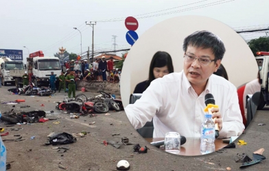 Sau vụ tai nạn thảm khốc ở Long An: Tiến sĩ đề xuất cần cấm xe máy
