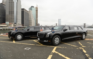 'Trời có sập' thì siêu xe 370 tỉ của Donald Trump vẫn an toàn