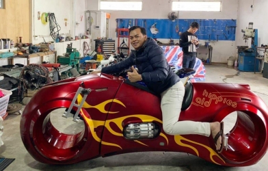 Siêu mô tô Tron Light Cycle tiền tỉ chính thức về tay đại gia Phúc XO