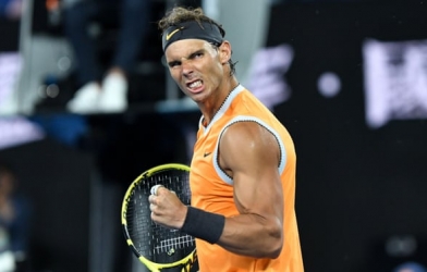 Chiến thắng chóng vánh, Nadal tiến thẳng bán kết