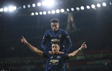 Sanchez 'nổ' trên mạng xã hội sau khi xé lưới Arsenal