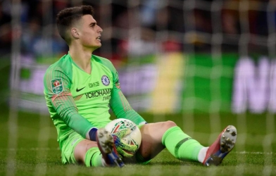 Kepa từ chối thay người, CĐV đòi 'tống cổ' khỏi Chelsea