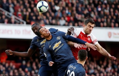 Vận đen theo đuổi, MU thất bại cay đắng trước Arsenal