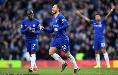 Hazard tỏa sáng, Chelsea thoát thua ngay trên sân nhà