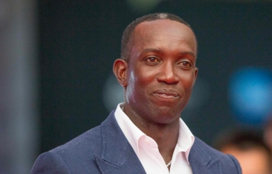 Huyền thoại MU: 'Messi siêu việt nhưng MU có cách hạ Barca'