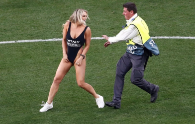 2 triệu lượt theo dõi, CĐV nữ 'hả hê' sau khi náo loạn chung kết C1