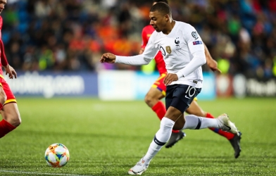 Bảng xếp hạng vòng loại Euro 2020: Bảng H căng thẳng