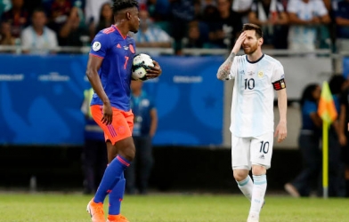 Messi không ra sân tập sau thất bại trước Colombia
