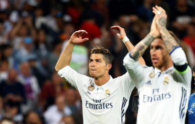 Truyền thông thế giới hết lời khen ngợi Ronaldo