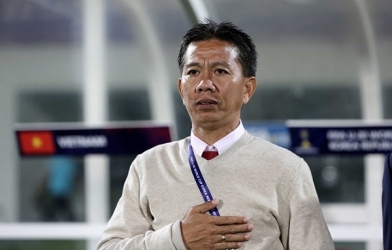 Báo chí thế giới 'săn lùng' HLV Hoàng Anh Tuấn
