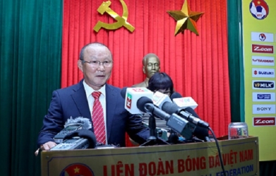 Báo Thái Lan nói về mục tiêu top 100 của HLV Park Hang Seo