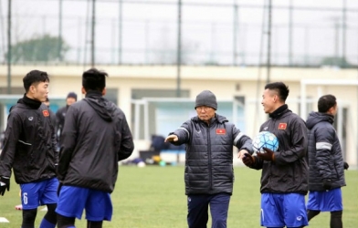 Bất ngờ với những nhận xét của báo Trung Quốc về U23 VN