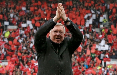 Tin thể thao HOT sáng 13/2: Cầu thủ được Sir Alex cưng chiều nhất, Nhà ĐKVĐ SEA Games bị tai nạn