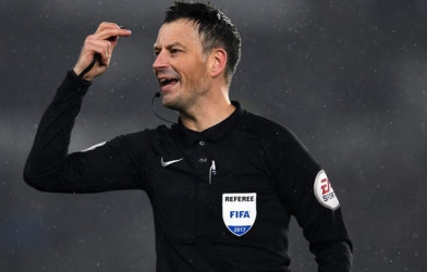 Trọng tài Clattenburg gây sốc khi rời Ngoại hạng Anh