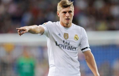 Bóng đá TBN 8/3: Điều kiện Kroos tới MU, Xavi muốn về Barca