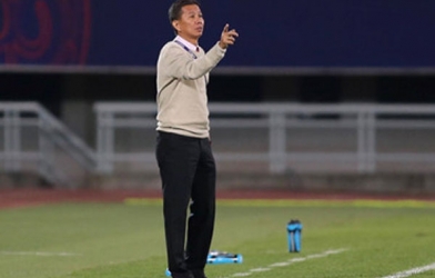 HLV Hoàng Anh Tuấn ngạc nhiên sau trận hòa New Zealand