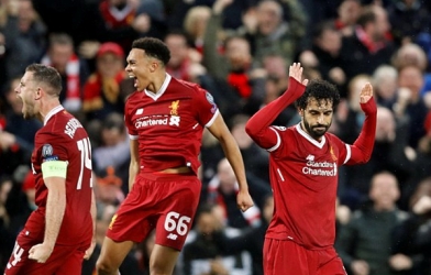Salah 'lên thần', Liverpool thắng Roma với tỉ số khó tin