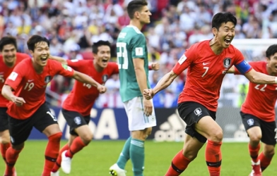 ĐHTB vòng bảng World Cup: Bất ngờ 3 sao châu Á